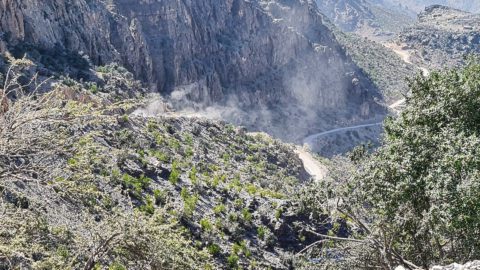 Fahrt durch den Wadi Bani Awf von Bilad Sayt nach Misfat al Arabeen