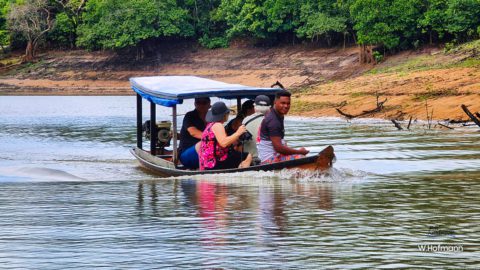 Transport mit dem Boot, Amazonas, Boca de Valeria