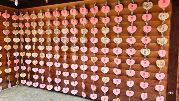 Ema Tafeln die man in Shinto Schreinen findet